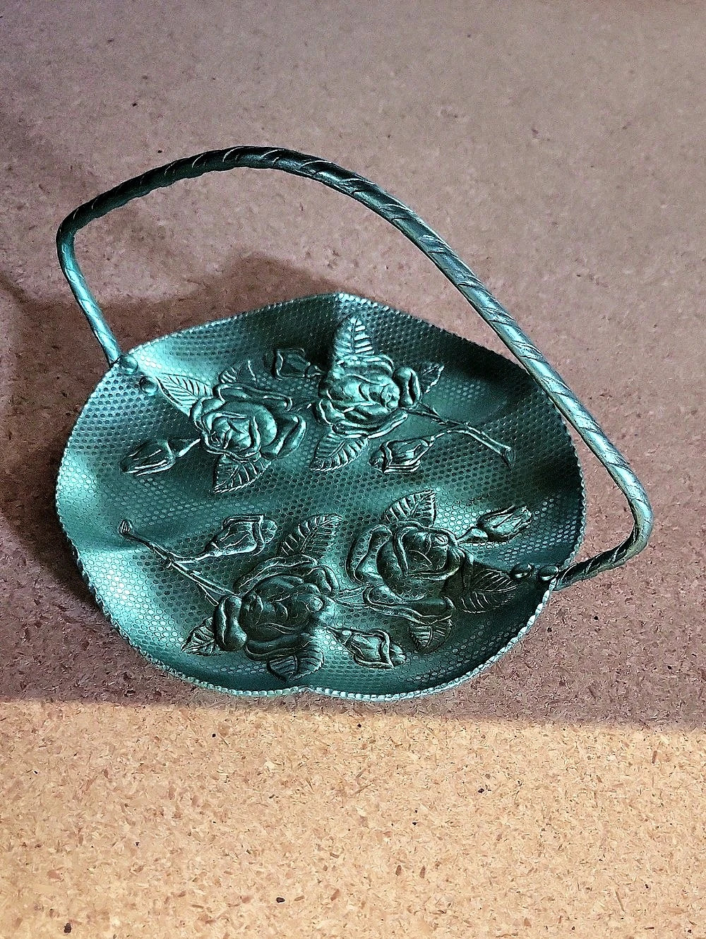 Starcraft Embossed Rose Aluminum Basket Tray Green Floral